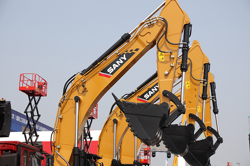 長(zhǎng)城潤(rùn)滑油AE-S液壓油，助力三一挖掘機(jī)顯神威